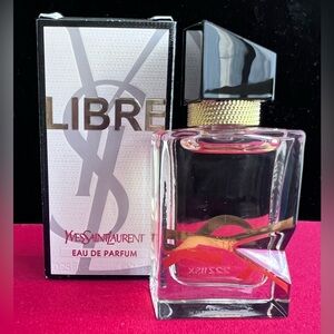 Yves Saint Laurent Libre .25 fl oz Perfume- Purse Size is New in the Box
